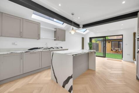Tyndall Road, Leyton, E10