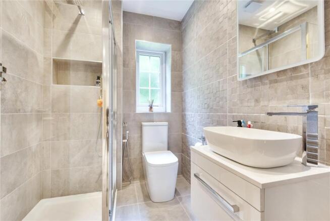 Bedroom 3 Ensuite