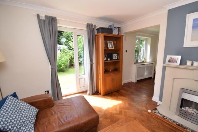 Living room (onto ga