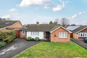 42, Pine Drive, Wokingham RG40 3LE