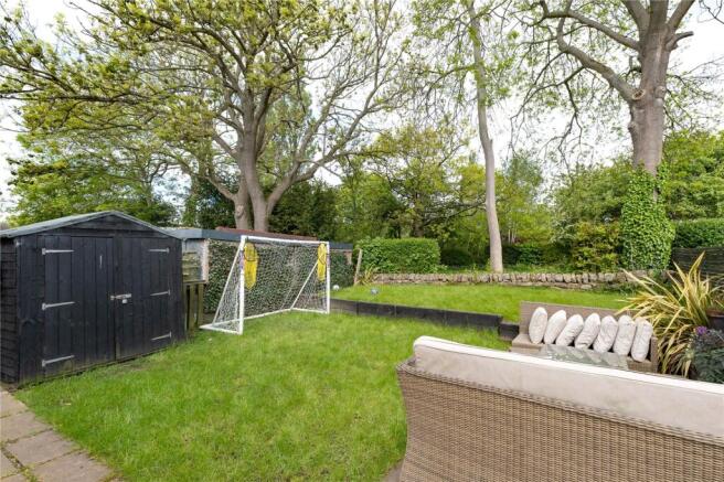 4 bed Semi-Detached for sale Image 6