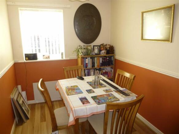 Dining Room/Bedroom 