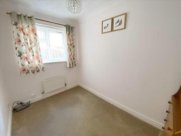 Bedroom 3:
