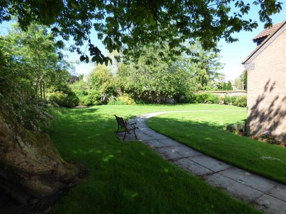 Haldenby garden 1.jpg