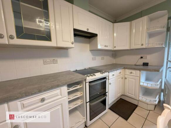 House in Newport, Cefn, Rogerstone - More