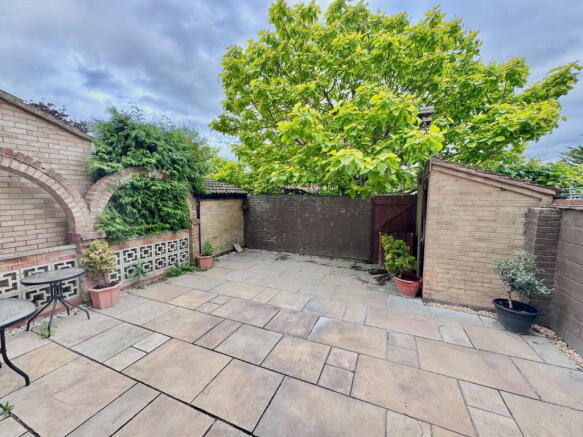 West Drive Gardens, Soham photo 4