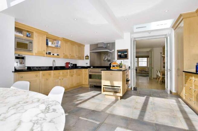 Kitchen shot 2
