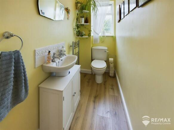 Downstairs WC.jpg