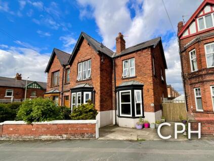 Manor Road, Scarborough, YO12