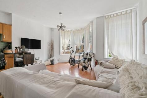 Sandrock Road, London, SE13 7TS