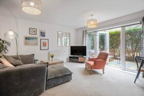 Flat 1, 16, Balham New Road, London SW12 9PG