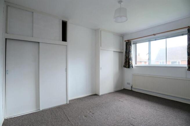 Bedroom 1.jpg