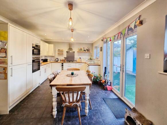 pbox-IMG.jpg
