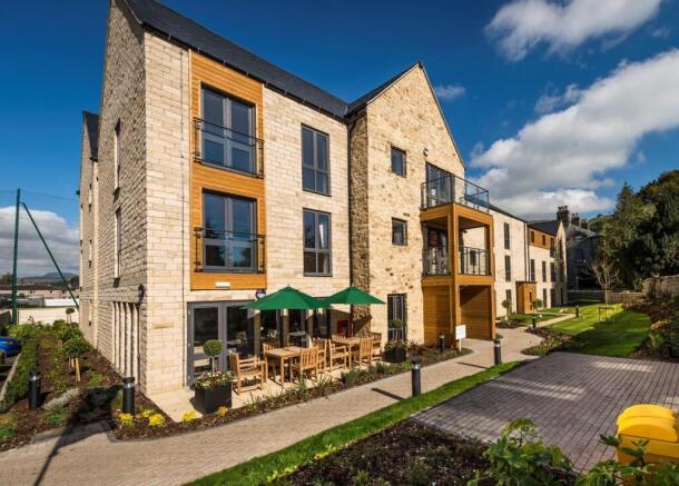 2 bed Apartment for sale Image 11