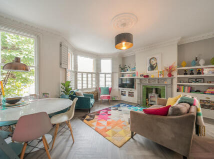 Radcliffe Avenue, London, NW10