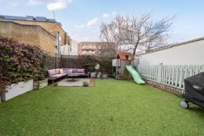 2, Davenant Way, London W3 8DN