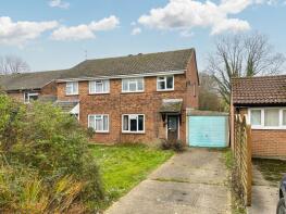 15, Candover Close, Tadley RG26 3TZ