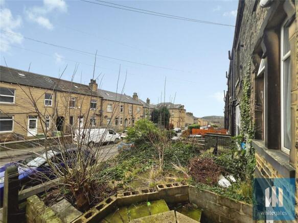 3 bed Terraced for sale Image 10