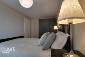 41, Beaumont Court, Victoria Avenue, Southend-on-sea SS2 6EB