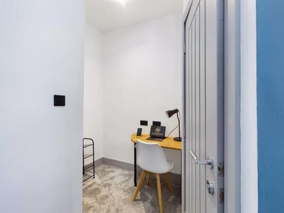 3 bed Terraced for sale Image 11