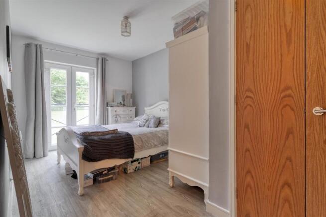 Sandpiper Close-1.jpg