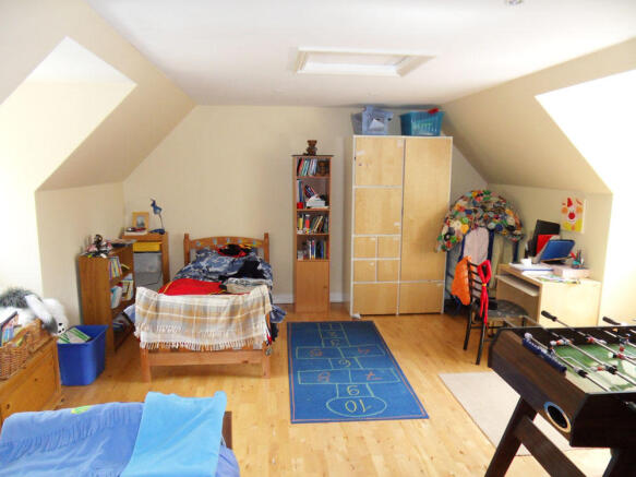 Photo 11