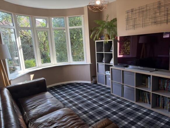 3 bed Semi-Detached for sale Image 4