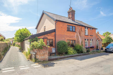 Chapel Street, New Buckenham