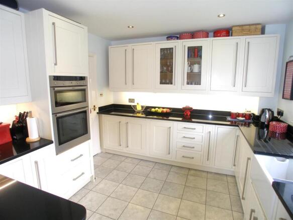 Kitchen/Breakfast Ro