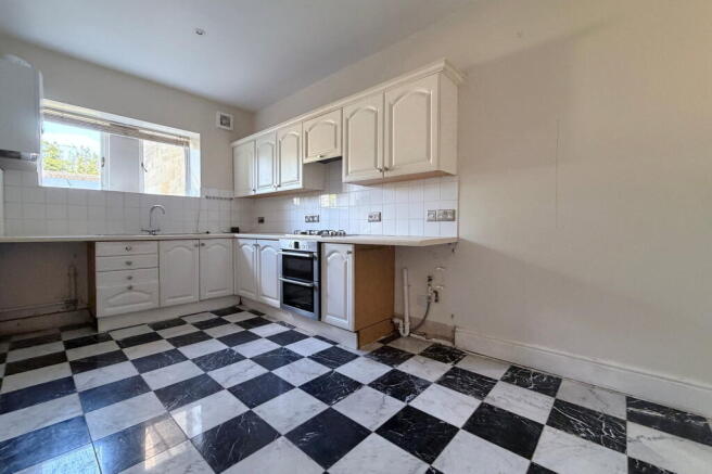 Kelston Road, Bath photo 4