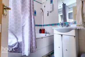 39, Saltcroft Close, Wembley HA9 9JJ