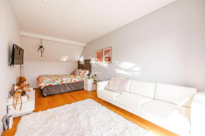 Large Second Bedroom