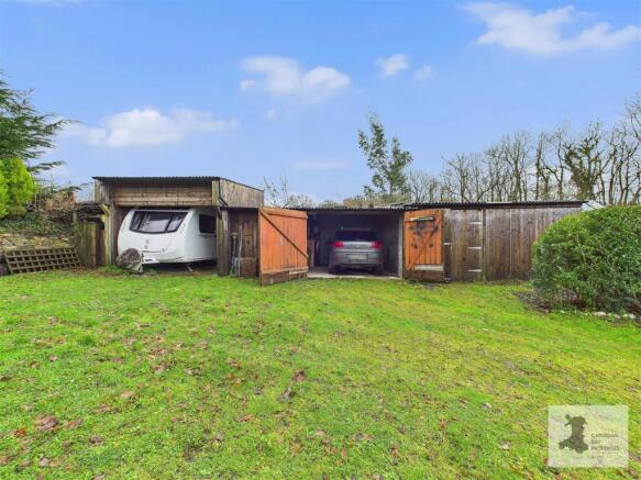 Garage/Workshop & Caravan Store
