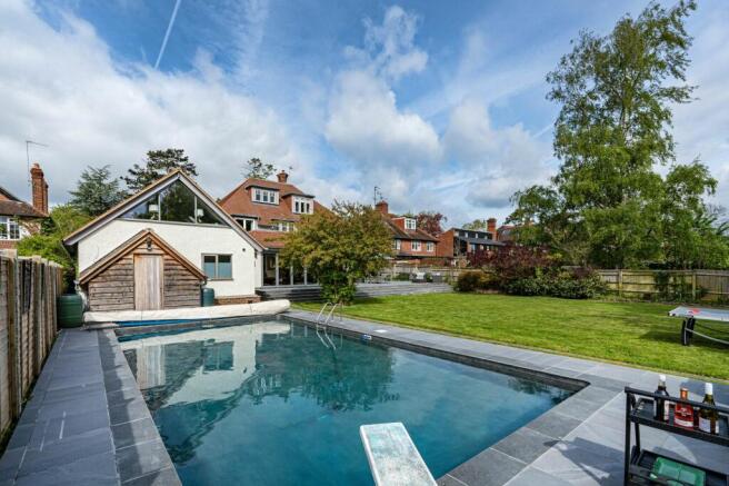 Heated swimming pool