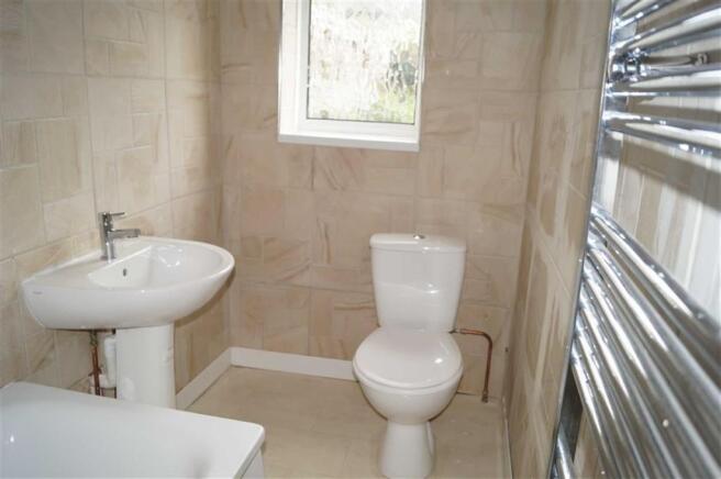 GROUND FLOOR BATHROO