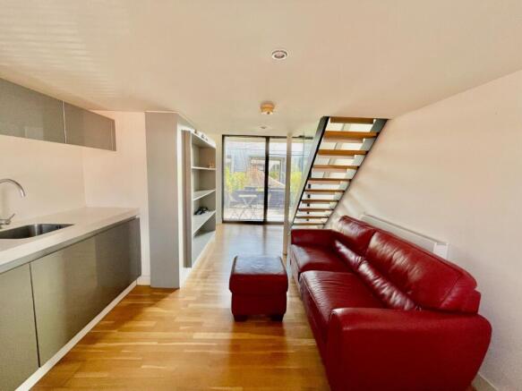 Kitchen/Dining Area