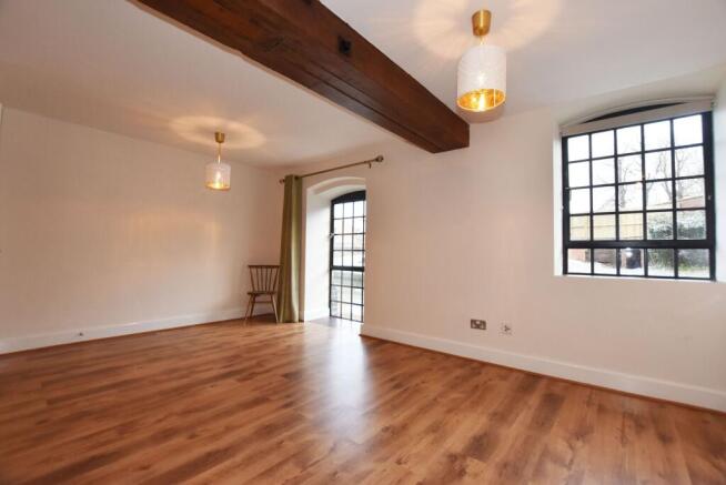 Sitting/Dining Room