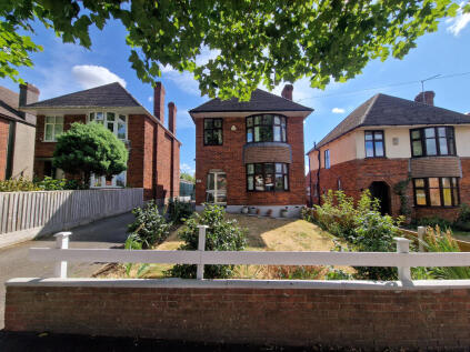 St. Michaels Avenue, Yeovil, Somerset, BA21 4LY