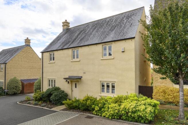 4-bed detached on Shilham Way, Cirencester, GL7, £625,000