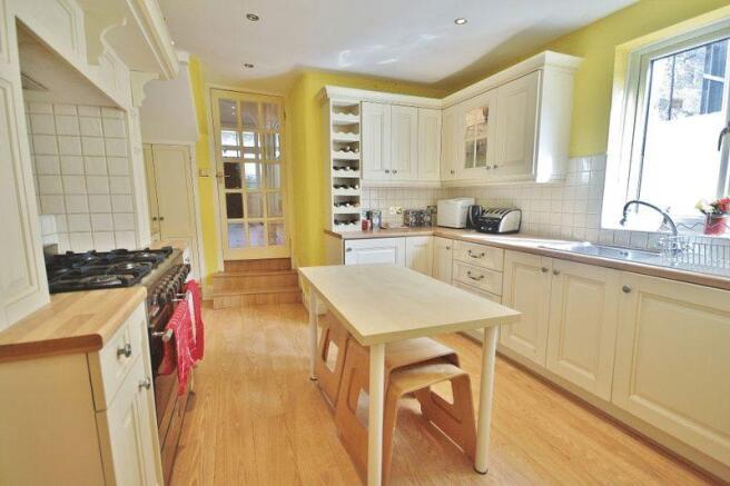 Kitchen (2)