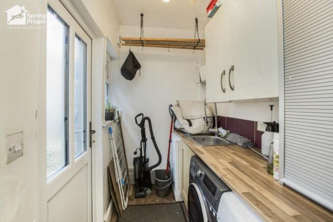 2 bed Terraced for sale Image 8