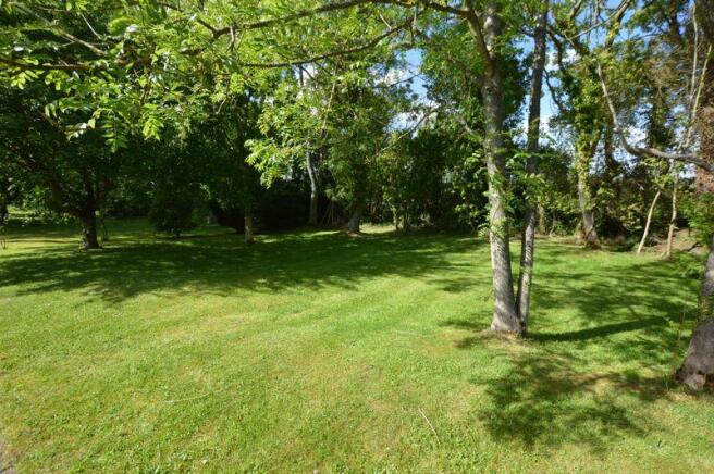 Over Road Garden