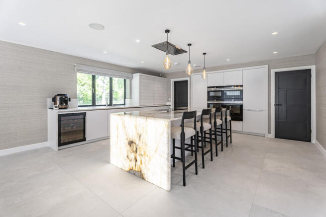 Orchard Road, Tewin, Welwyn, AL6 photo 4