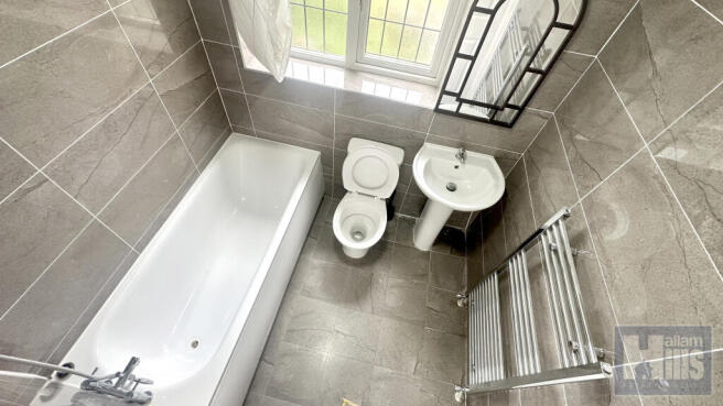 3 bed Bungalow to rent Image 12