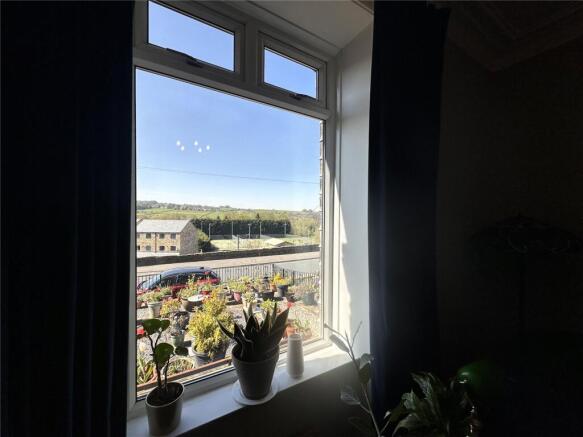 3 bed Terraced for sale Image 6