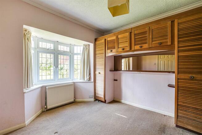 5 Bedroom.jpg
