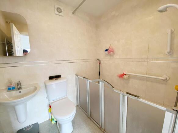 Wet Room.jpg
