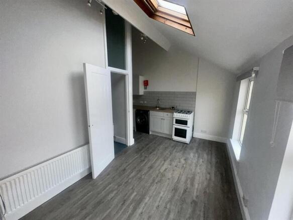 Kitchen / Living Room