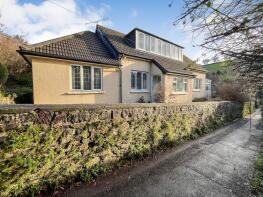 Laureston, Hares Lane, Newton Abbot TQ13 7AU