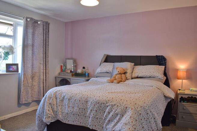 bed 1